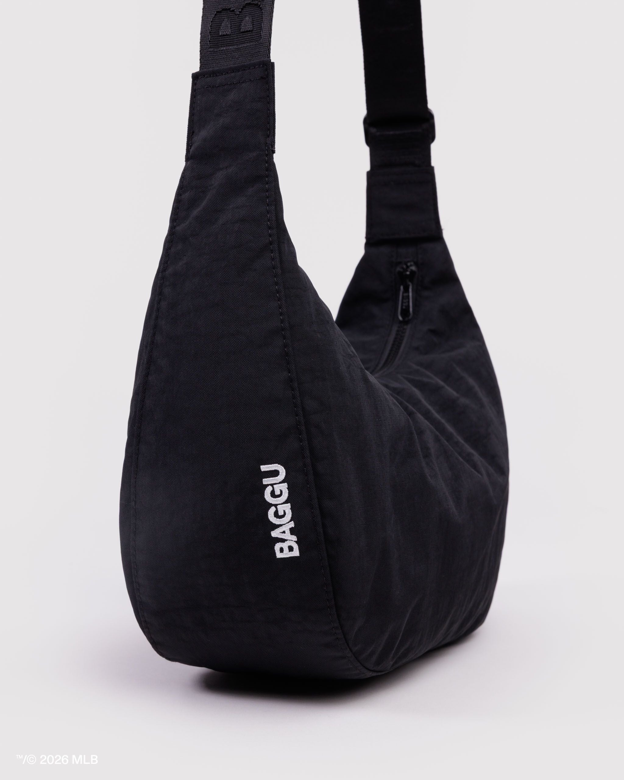 Medium Nylon Crescent Bag - San Francisco Giants™