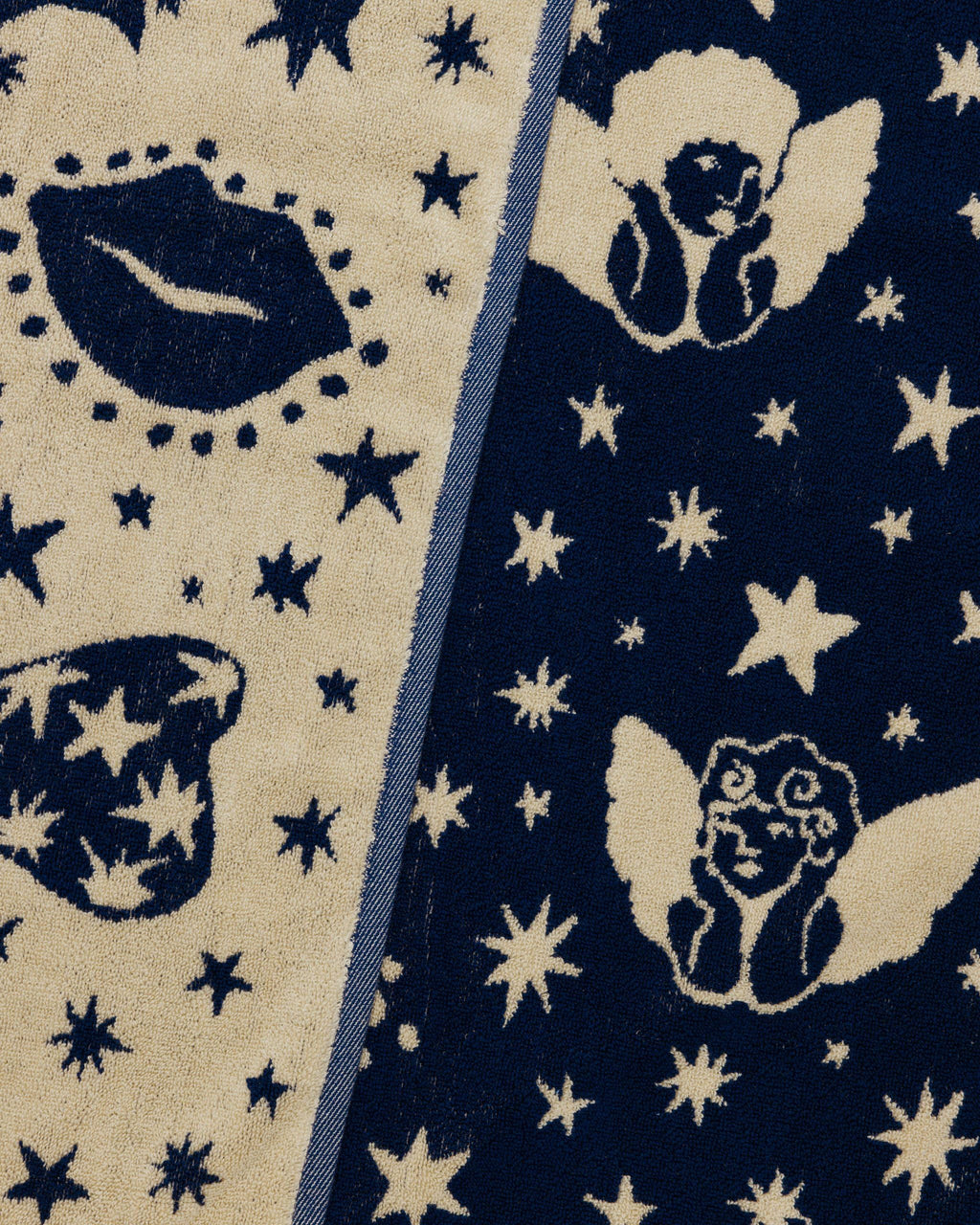 Bath Towel - Cherub Bows